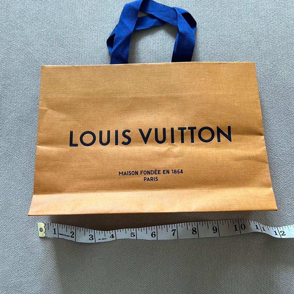 100% authentic Louis Vuitton shopping bag